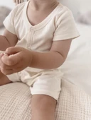 Naturaborn GOTS Organik Sertifikalı Yarım Kollu Şort Paçalı Bebek Tulum - 7