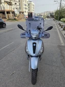 MOTOCAM Piaggio Medley S 150 Ön Cam 2021-2025 Model 56cm füme Renkli Elcikli APARATSIZ GÖNDERİLİR - 1