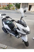 MOTOCAM Küba Newlight PRO Siperlik Ön Cam 2023-2025 Model 75cm şeffaf füme Renkli 4mm UZUN CAM - 2