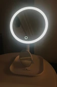LAND OF MYTH - 1x-5x Büyütmeli 23 Led Işıklı Makyaj Aynası, 360 ° Döner, Dokunmatik Sensörlü, Kablolu - 6