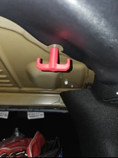 Byr Model 3 Çanta Tutucu - M6 Cıvatası Üzerine Dişleri Bagajda (Sadece Plastik Aparattır!!!) 3D - 3