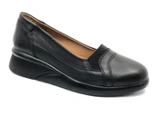 Ayakdaş Hakiki Deri Ortopedik Üstü Lastik Detaylı Kadın Babet Ayakkabı thumbnail 1