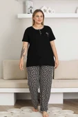 Kadın Desenli Bisiklet Yaka 3 Düğmeli Yırtmaç Detaylı Büyük Beden Viskon Kısa Kol Pijama Takımı - 6