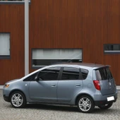 Mitsubishi Colt 2009-2013 Arka Cam Sileceği - 2