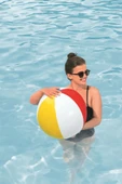 Summer Essential™ Büyük Deniz Topu 61 cm: Yazın Olmazsa Olmazı, Eğlence Seninle! - 5