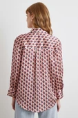 Geometrik Desenli Saten Gömlek Pembe thumbnail 6