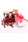 Dekoratif Sevgiliye Eşe Sürpriz Hediye Kalp Kutuda Mini Ayıcıklar ve Sevgililer Kar Küresi Seti thumbnail 4
