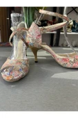 bitangosu BAHAR ÇİÇEKLERİ DESENLİ KAPALI TOPUK TANGOS-DANS VE SALON AYAKKABISI 7 CM (11PONT) TANGO TOPUK thumbnail 1