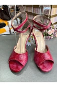 SUNA KIRMIZIPEMBE MERMER DESEN KELEBEK MODEL TANGO, DANS VE SALON ABİYE AYAKKABISI 8,5 CM TOPUK BOY thumbnail 1