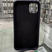 iPhone 11 MagSafe Yumuşak Silikon Kılıf – Lansman İçi Kadife Dokulu, Kablosuz Şarj Destekli Derin Mor - 2