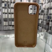 iPhone 11 MagSafe Yumuşak Silikon Kılıf – Lansman İçi Kadife Dokulu, Kablosuz Şarj Destekli Kahverengi - 2