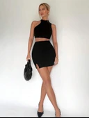 Yırtmaçlı mini etek - 3