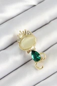 Yeşil Damla Zirkon Taşlı Kraliçe Taçlı Kedi Figürlü Gold Renk Kadın Broş - EBJ250530W34446 - 1