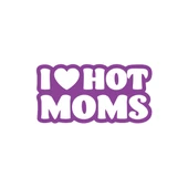 I Love Hot Moms Araba Stickeri 17x17 Cm Mor - 1