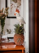 Dekoratif Ananas Üzerinde Papağan Biblo - 3