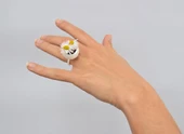Byr Yeşil inci yüzük (beden 5) (Plastik Aparattır!!!) 3D - 1