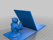 Byr Yoda Kitap Standı (Sadece Plastik Aparattır!!!) 3D - 1