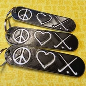 Byr Barış Sevgi Çim Hokeyi çanta etiketi anahtarlık (Sadece Plastik Aparattır!!!) 3D - 1