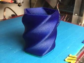 Byr Bükülmüş kahve kupası (Sadece Plastik Aparattır!!!) 3D - 2