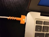 Byr MacBook Kablo Tasarrufu (yeni nesil) (Plastik Aparattır!!!) 3D thumbnail 4