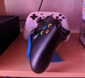 Byr XBOX One Oyun Kolu Tutucu T4509723 3D - 4