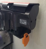 Byr Dyson'ın fırçalarını sökmeye yarayan alet. T843885 3D thumbnail 5