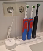 Oral-B Elektrikli Diş Fırçası Standı, Entegre Şarj Cihazı ile 4 konumlu T3505890 - 5