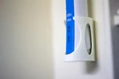 Braun Oral-B Professional Care 1000 için Duvar Tutucu T417304 - 1
