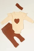 Kalpli Çıtçıtlı  3'lü Kız Bebek Takımı Fırfır Detaylı Krem & kahve - 1