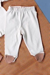 Unisex Papyon Detaylı Şapkalı Bebek Takım Krem Üzerine Parçalı Bej - 3