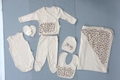 Leopar Desenli 7'li Kız Bebek Zıbın Takımı Bej - 1