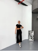 Osy Modal Yumuşak Dokulu Kumaş Kısa Kollu Crop Alt Ispanyol Paça Pantalon Ikili Takım - Siyah - 1