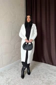 Beyaz Arkası Yazılı Hırka - 1