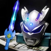 Işıldak Gümüş Cyro Ultraman Aksiyon Figürü - Kılıçlı - 1