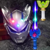 Işıldak Altın Syro Ultraman Aksiyon Figürü - Geri Çekilebilir Kılıçlı - 2