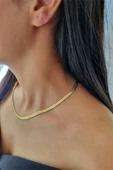 Çelik Gold Desenli Geçmeli Kolye - 1