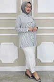 KADIN ÇİZGİLİ BROŞ DETAYLI TESETTÜR GÖMLEK thumbnail 6