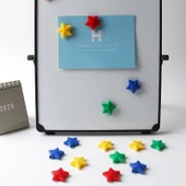 Manyetik Şekiller - 3.7cm Küçük Kırmızı Bayrak - Yeşil - 8 Adet - 4