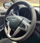 DİKİŞLİ DİREKSİYON KILIFI SİYAH DERİ NOKTALI DERİ SİYAH DİKİŞLİ HYUNDAİ ACCENT BLUE İÇİN thumbnail 1