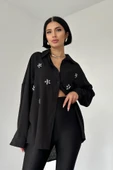 Siyah Taş İşlemeli Gömlek - 1