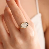 14 Ayar Kalp Şövalye Yüzük Taşlı thumbnail 1