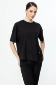 On Asimetrik Desenli Oversize Kadın Bluz 25Y56327 - 5