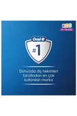Oral-B D100 Lightyear Şarjlı Çocuk Diş Fırçası – Disney Temalı Elektrikli Fırça (3+ Yaş) - 4
