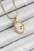 Zincir Beyaz Sanatsal Portre İnci Detaylı Gül Figürlü Model Gold Renk Kadın Kolye - EBJ250605W34547 thumbnail 1