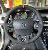 Clio 4 FAZ 1 2014-2017 Araca Özel Direksiyon Kılıfı (Makyajlı Kasalara Uyumlu Değildir) thumbnail 1