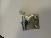 Byr Dolap bölmesindeki menteşeli kapıyı sabitlemek için tekerlek. (Plastik Aparattır!!!) 3D - 1