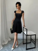 Lucky Life Kadın Kısa Kollu Geometrik Yakalı Janjan Krep Elbise thumbnail 9