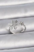 Pirinç Gümüş Renk Ayarlanabilir Zirkon Taşlı Beyaz Mineli Yaprak Model Kadın Yüzük - TJ-BYK3399 - 1