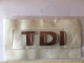 VOLKSWAGEN TDI BAGAJ YAZISI KOMPLE KIRMIZI (CRAFTER) 2E0853675C - 1