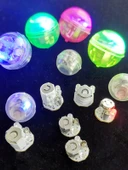 Dijital Titreşim Algılayan LED Işık Topu - 2.5CM Su Geçirmez Titreşim Topu Yeşil Kasa 10 (Kırmızı ve Mavi Yanıp Sönen Işık) - 2